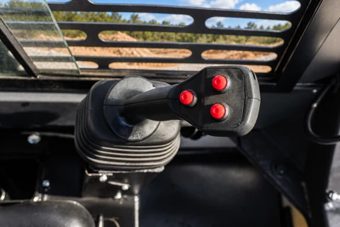 Comando por joystick da VT90